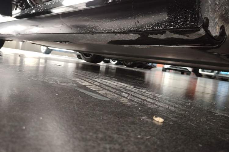 Used Tesla Model 3 2020 Standard Range Rear-Wheel Drive Upgraded Version Right Side Sill