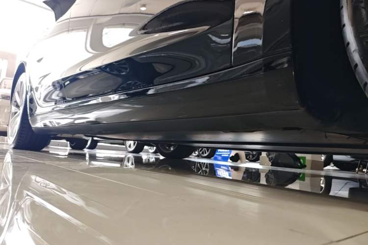 Used Tesla Model 3 2020 Standard Range Rear-Wheel Drive Upgraded Version Right Side Sill