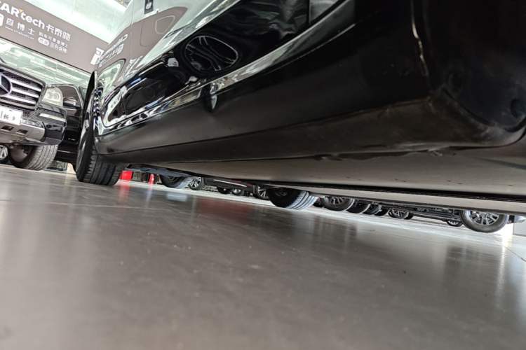 Used Tesla Model 3 2020 Standard Range Rear-Wheel Drive Upgraded Version Right Side Sill