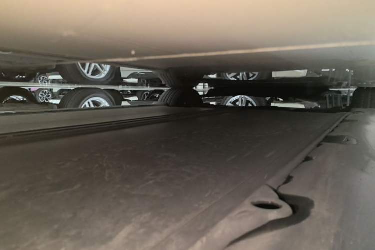 Used Tesla Model 3 2020 Standard Range Rear-Wheel Drive Upgraded Version Right Side Sill