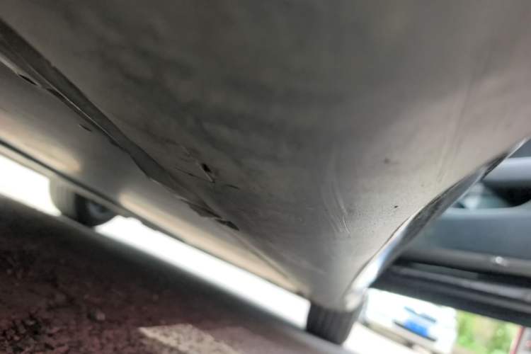 Used Tesla Model 3 2020 Standard Range Rear-Wheel Drive Upgraded Version Right Side Sill