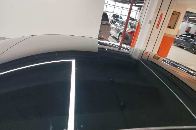 Used Tesla Model 3 2020 Revised Version Standard Range Rear-Wheel Drive – Upgraded Edition Roof