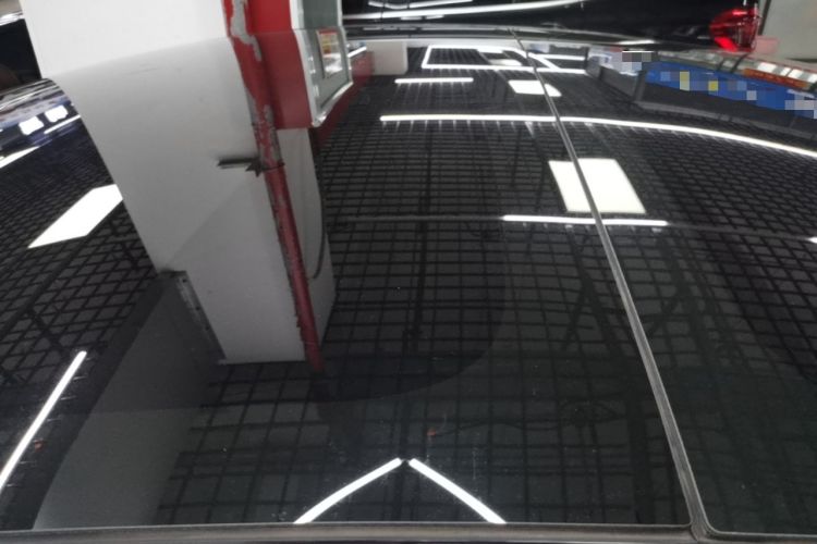 Used Tesla Model 3 2020 Long-Range Rear-Wheel-Drive Version Roof
