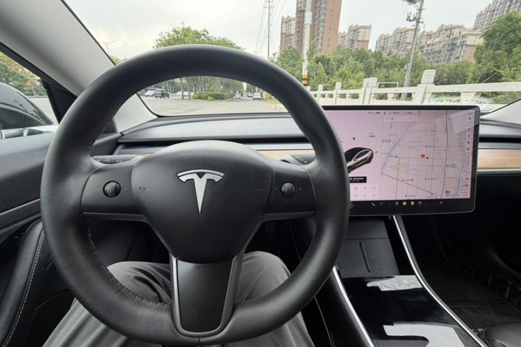 Used Tesla Model 3 2020 Revised Version Standard Range Rear-Wheel Drive – Upgraded Edition Steering Wheel