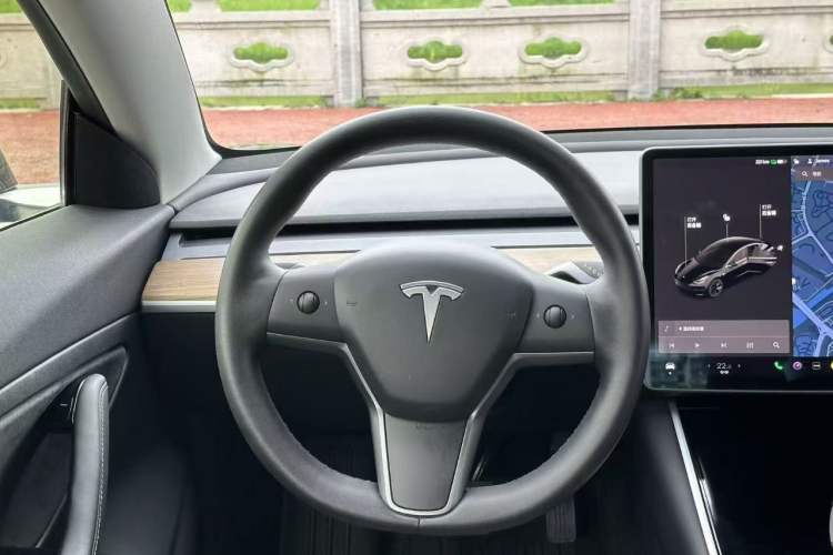 Used Tesla Model 3 2020 Revised Version Standard Range Rear-Wheel Drive – Upgraded Edition Steering Wheel