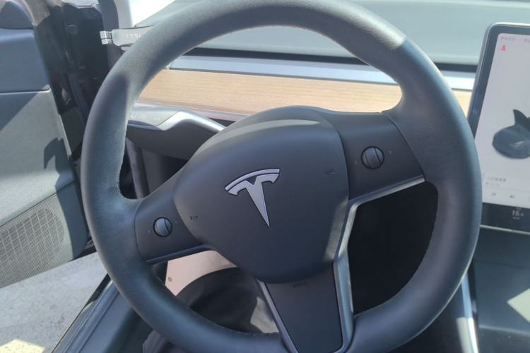 Used Tesla Model 3 2020 Revised Version Standard Range Rear-Wheel Drive – Upgraded Edition Steering Wheel