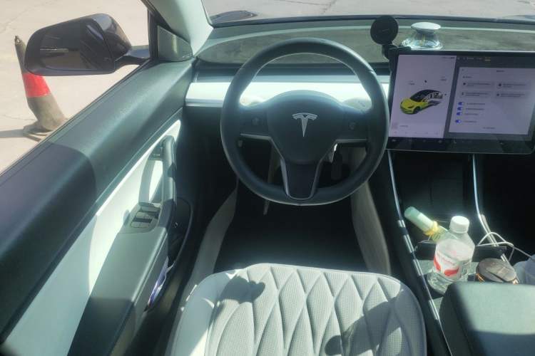 Used Tesla Model 3 2020 Standard Range Rear-Wheel Drive Upgraded Version Steering Wheel