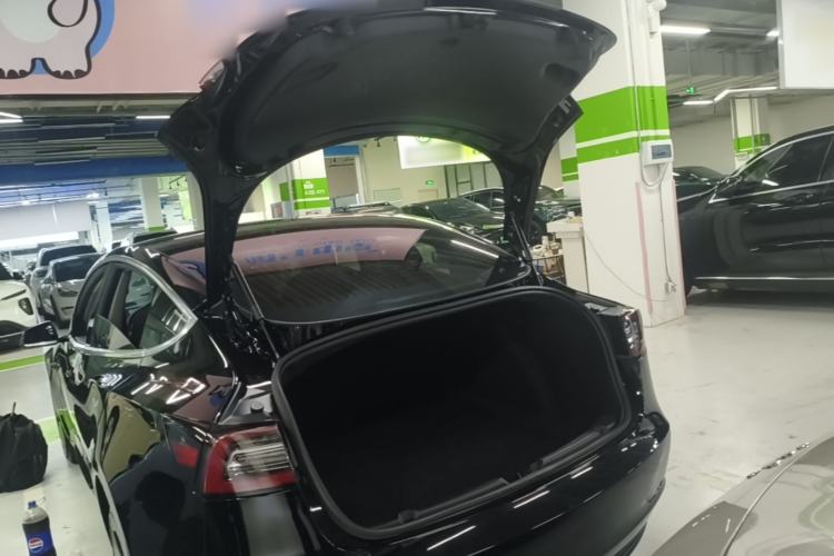 Used Tesla Model 3 2020 Long-Range Rear-Wheel-Drive Version Trunk