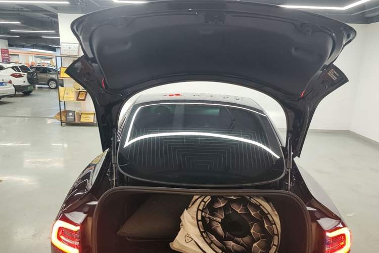 Used Tesla Model 3 2020 Revised Version Standard Range Rear-Wheel Drive – Upgraded Edition Trunk