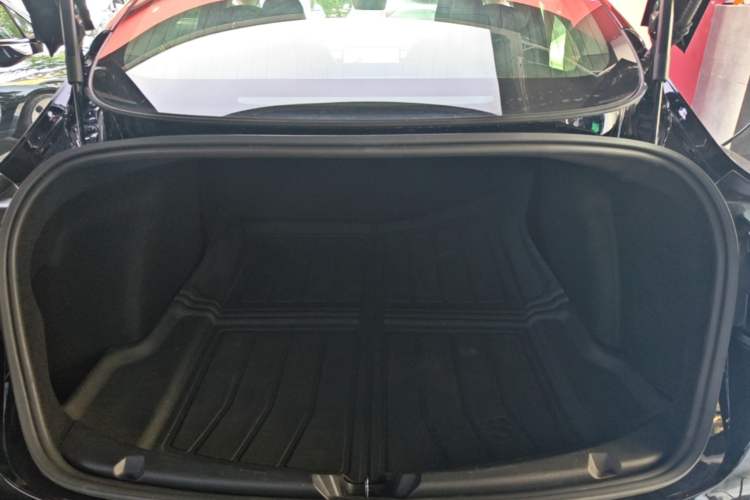 Used Tesla Model 3 2020 Revised Version Standard Range Rear-Wheel Drive – Upgraded Edition Trunk