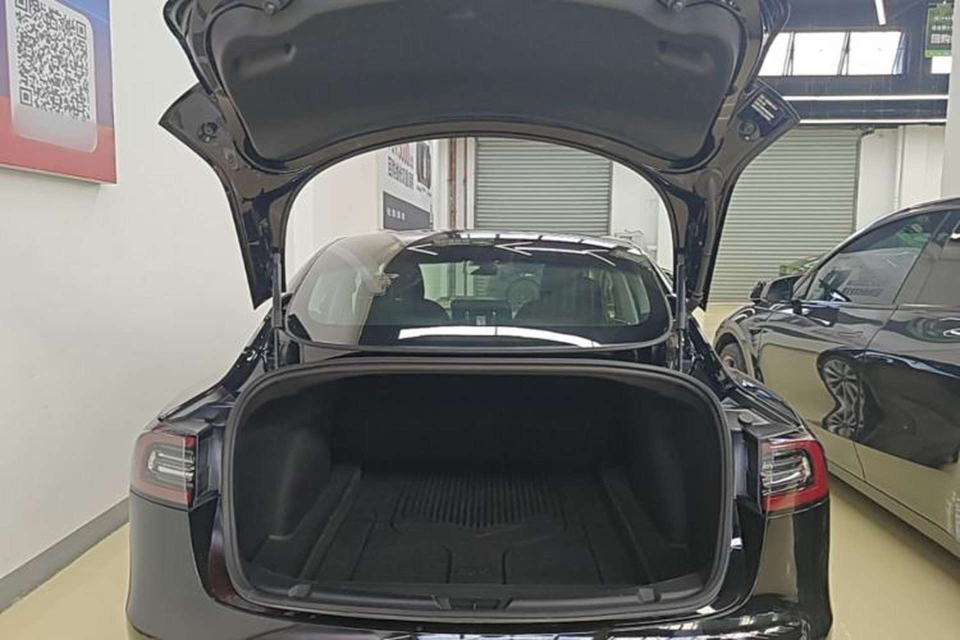 Used Tesla Model 3 2020 Revised Version Standard Range Rear-Wheel Drive – Upgraded Edition Trunk
