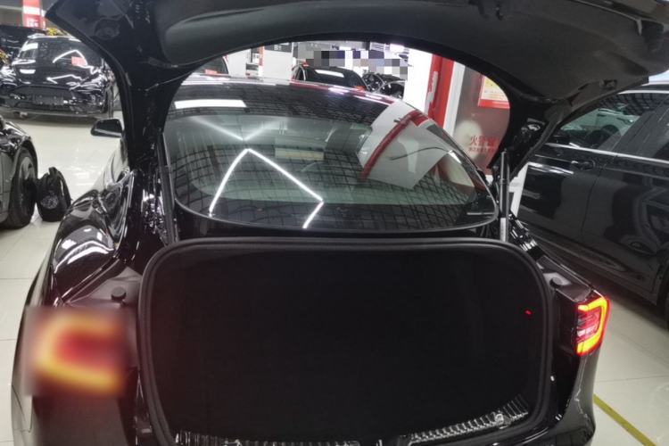 Used Tesla Model 3 2020 Long-Range Rear-Wheel-Drive Version Trunk