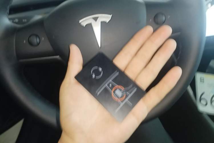 Used Tesla Model 3 2020 Revised Version Standard Range Rear-Wheel Drive – Upgraded Edition Vehicle Key