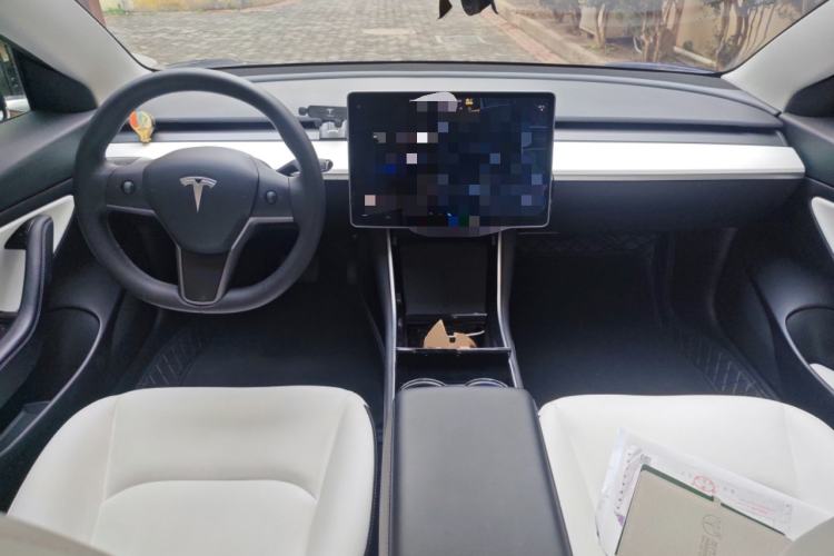 Used Tesla Model 3 2020 Revised Version Standard Range Rear-Wheel Drive – Upgraded Edition Center Console