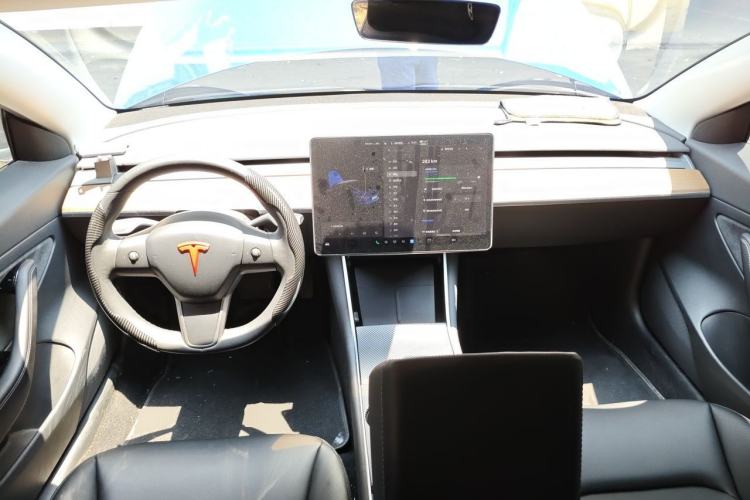 Used Tesla Model 3 2020 Long-Range Rear-Wheel-Drive Version Center Console