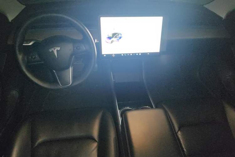 Used Tesla Model 3 2020 Long-Range Rear-Wheel-Drive Version Center Console