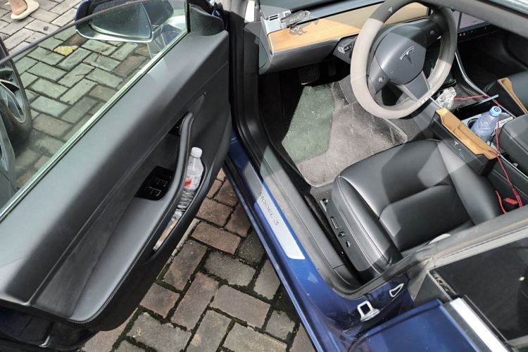 Used Tesla Model 3 2020 Revised Version Standard Range Rear-Wheel Drive – Upgraded Edition Driver Seat
