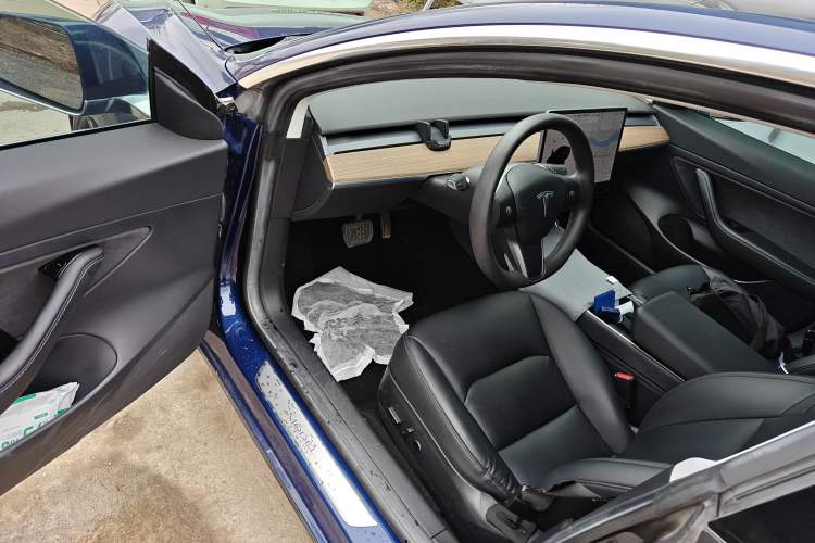 Used Tesla Model 3 2020 Revised Version Standard Range Rear-Wheel Drive – Upgraded Edition Driver Seat