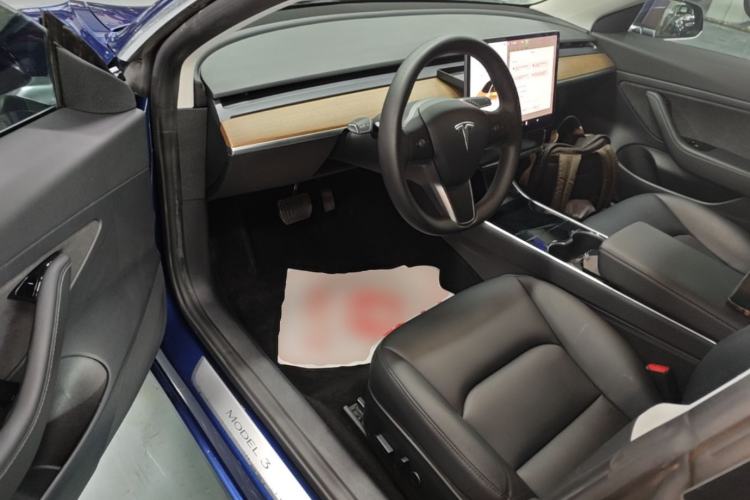 Used Tesla Model 3 2020 Revised Version Standard Range Rear-Wheel Drive – Upgraded Edition Driver Seat