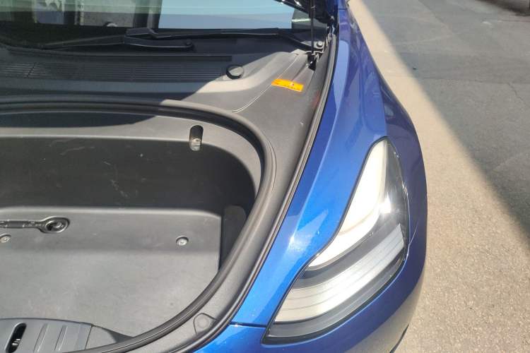 Used Tesla Model 3 2020 Revised Version Standard Range Rear-Wheel Drive – Upgraded Edition Engine Bay Left