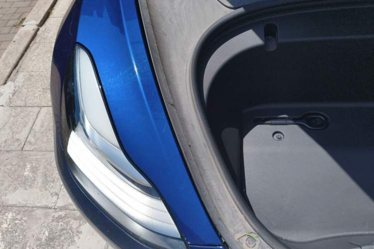 Used Tesla Model 3 2020 Revised Version Standard Range Rear-Wheel Drive – Upgraded Edition Engine Bay Right