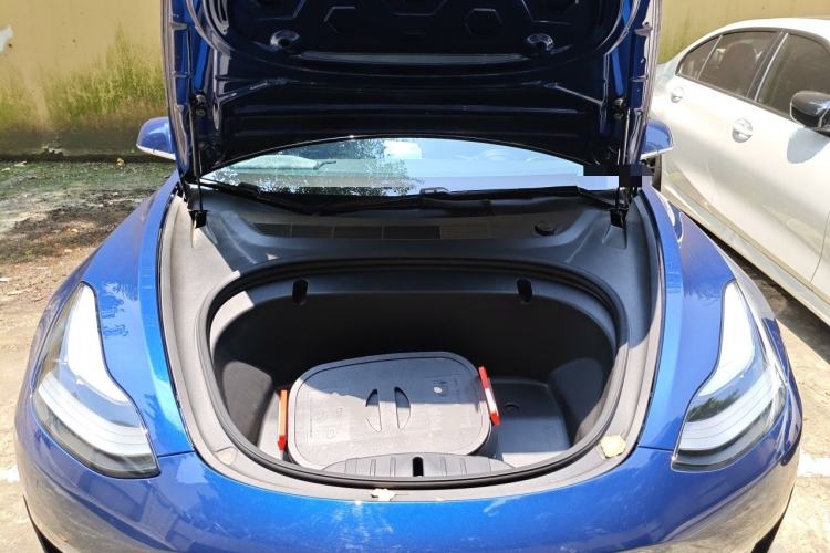 Used Tesla Model 3 2020 Long-Range Rear-Wheel-Drive Version Engine Bay