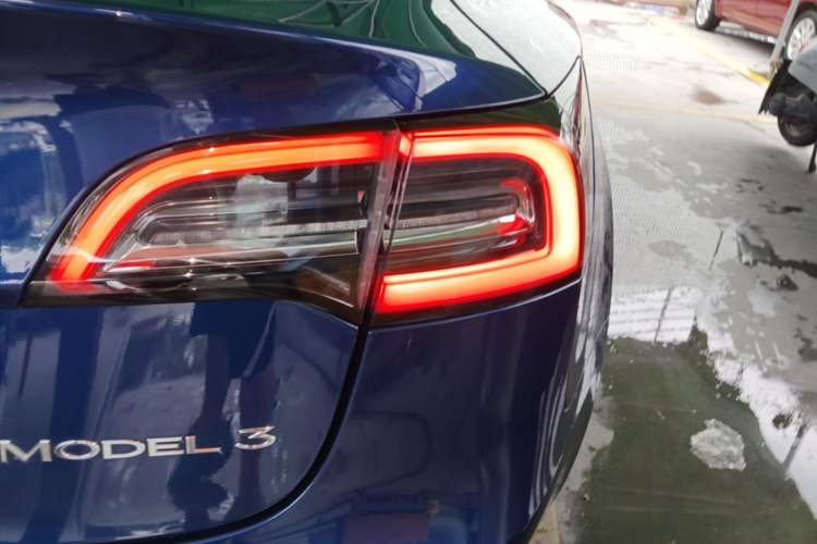 Used Tesla Model 3 2020 Revised Version Standard Range Rear-Wheel Drive – Upgraded Edition Exterior 3