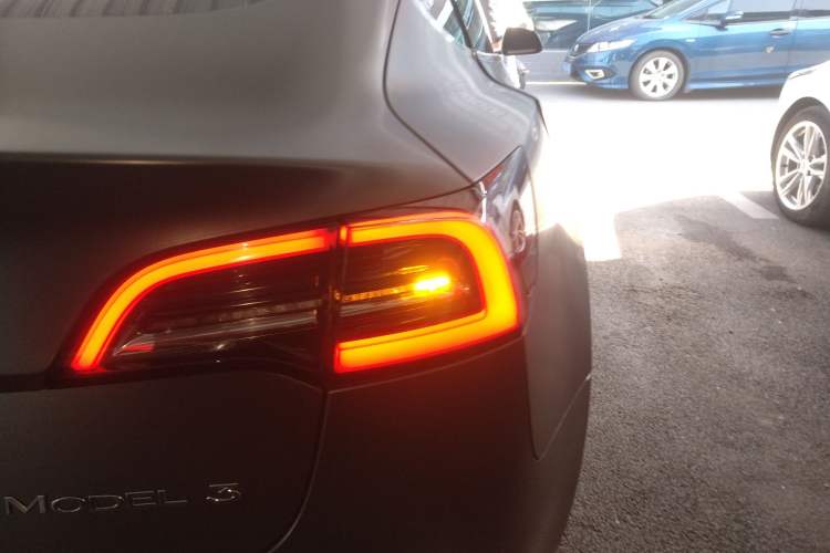 Used Tesla Model 3 2020 Revised Version Standard Range Rear-Wheel Drive – Upgraded Edition Exterior 6