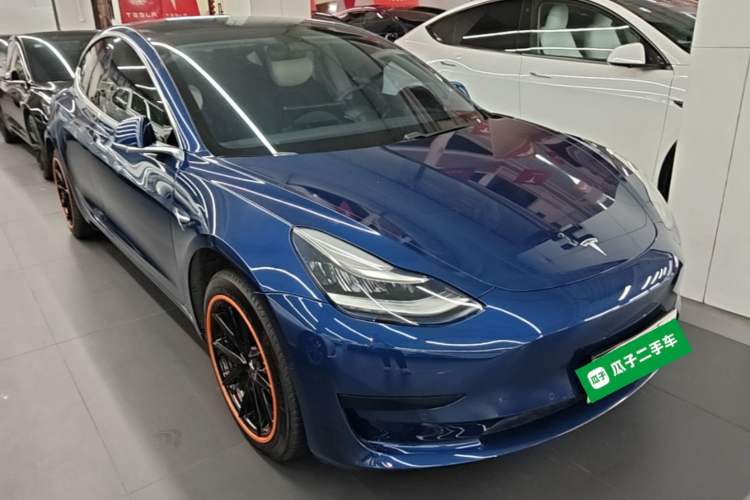 Used Tesla Model 3 2020 Standard Range Rear-Wheel Drive Upgraded Version Front Right 45 Deg