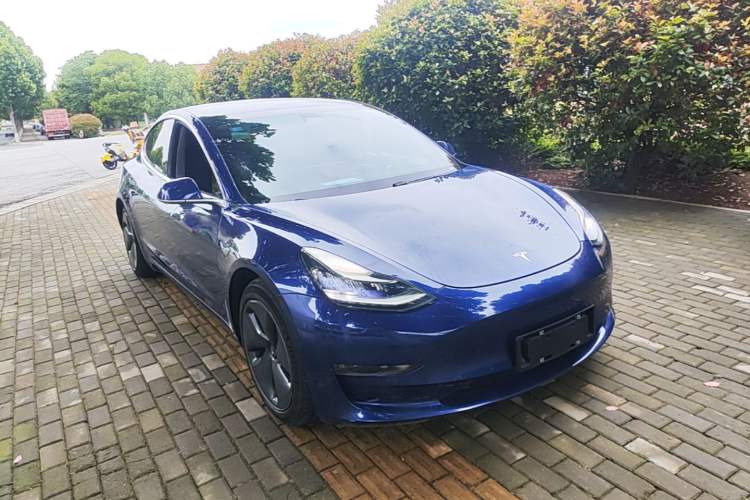 Used Tesla Model 3 2020 Refreshed Version Long-Range Rear-Wheel Drive Front Right 45 Deg