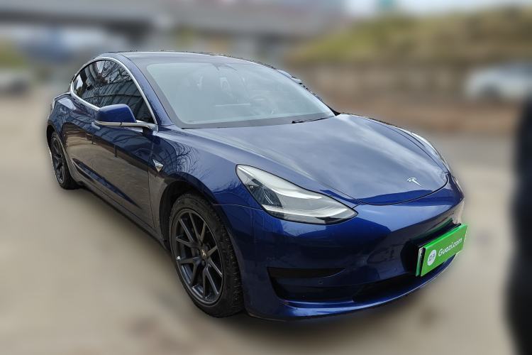 Used Tesla Model 3 2020 Revised Version Standard Range Rear-Wheel Drive – Upgraded Edition Front Right 45 Deg