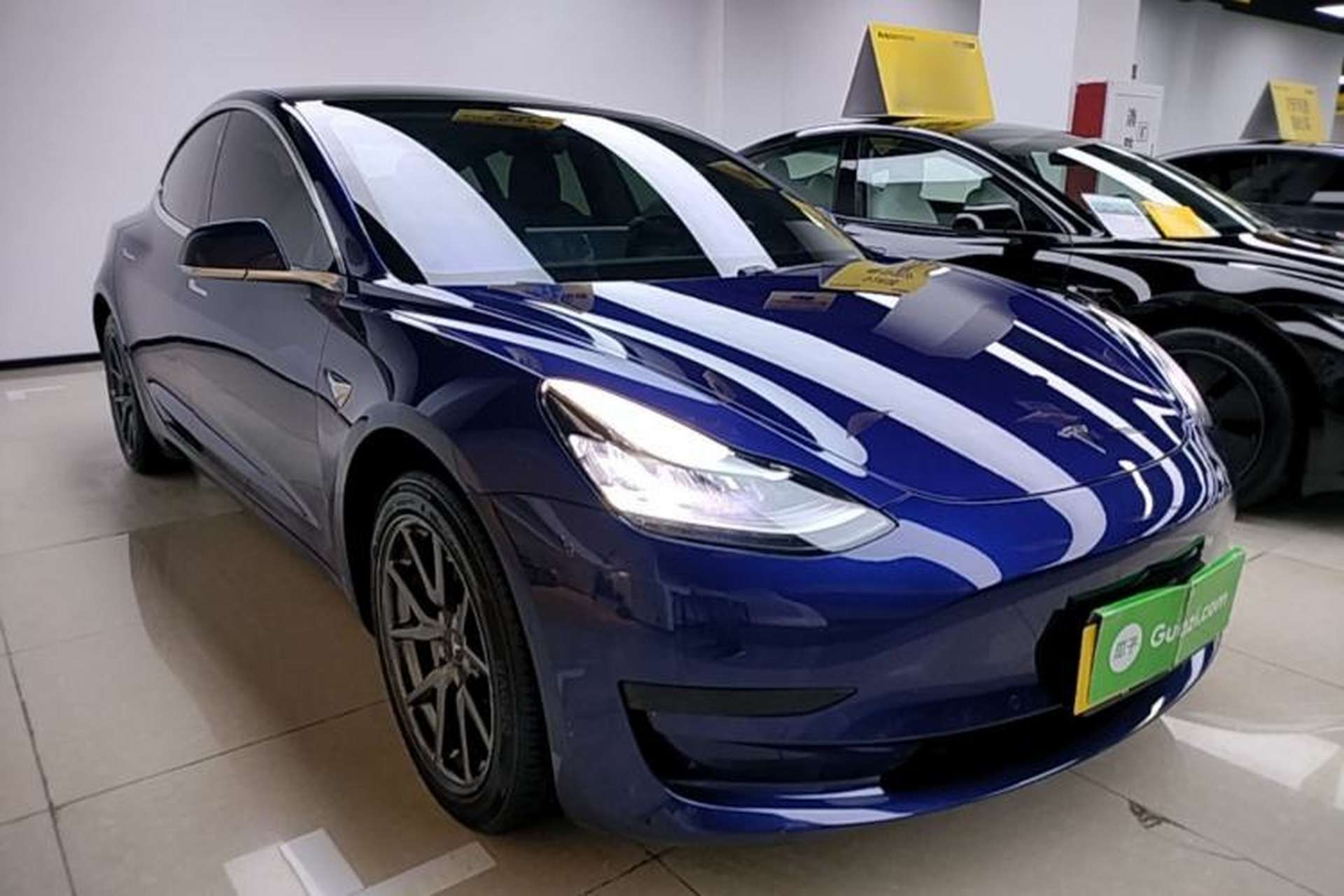 Used Tesla Model 3 2020 Standard Range Rear-Wheel Drive Upgraded Version Front Right 45 Deg