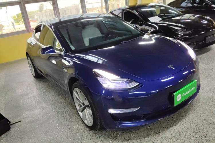 Used Tesla Model 3 2020 Refreshed Version Long-Range Rear-Wheel Drive Front Right 45 Deg