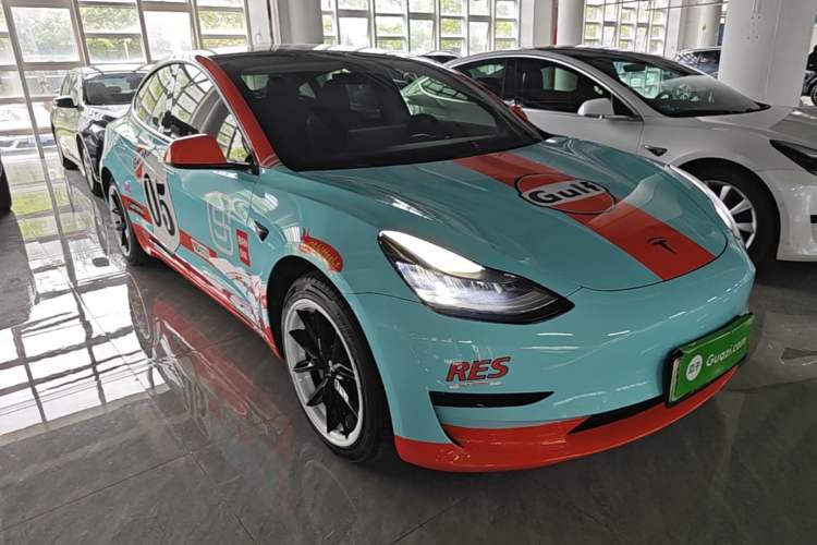 Used Tesla Model 3 2020 Revised Version Standard Range Rear-Wheel Drive – Upgraded Edition Front Right 45 Deg