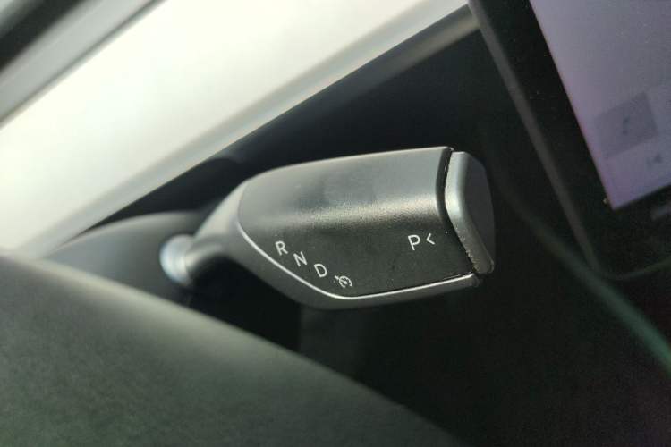 Used Tesla Model 3 2020 Revised Version Standard Range Rear-Wheel Drive – Upgraded Edition Gear Lever