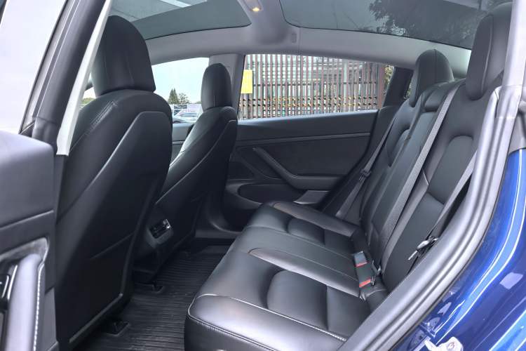 Used Tesla Model 3 2020 Standard Range Rear-Wheel Drive Upgraded Version Interior 2