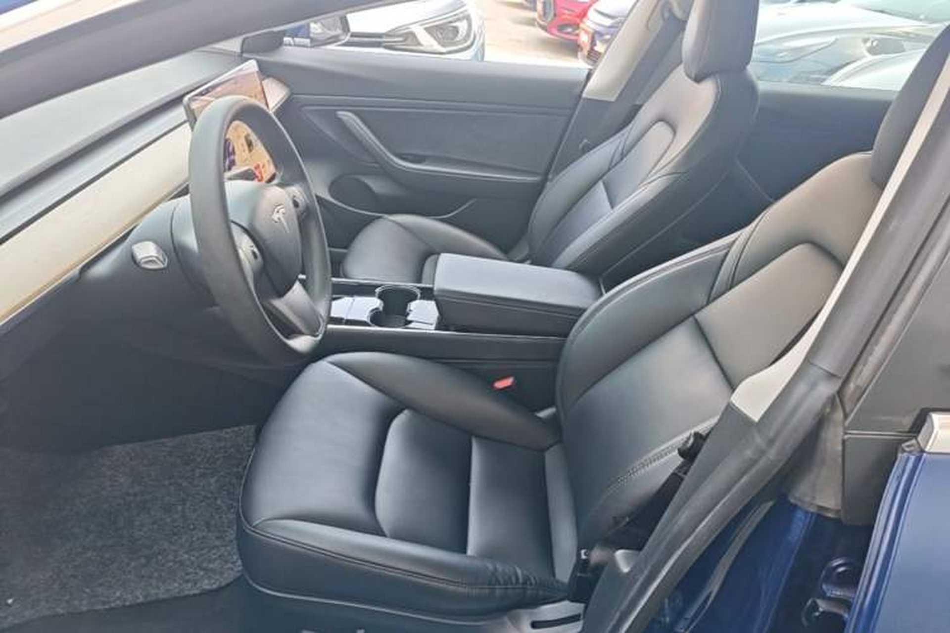 Used Tesla Model 3 2020 Revised Version Standard Range Rear-Wheel Drive – Upgraded Edition Left Front Seat