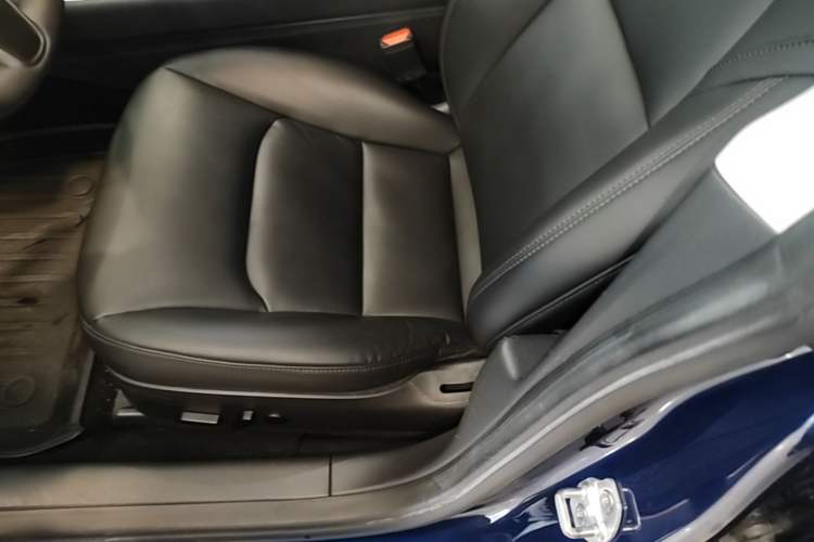Used Tesla Model 3 2020 Revised Version Standard Range Rear-Wheel Drive – Upgraded Edition Left Front Seat