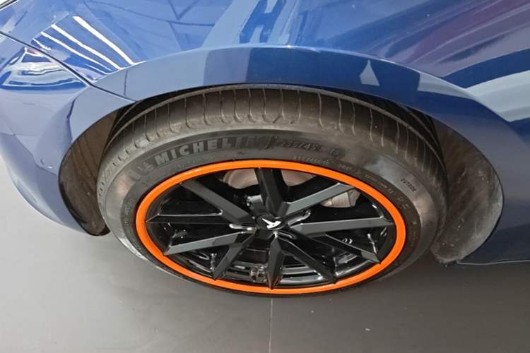 Used Tesla Model 3 2020 Standard Range Rear-Wheel Drive Upgraded Version Left Front Wheel Hub