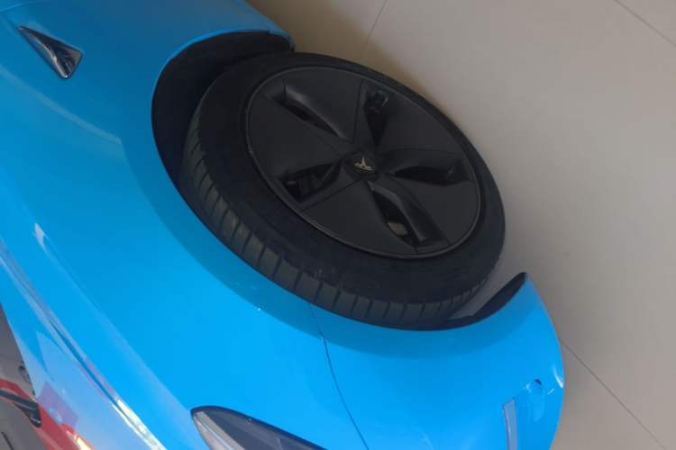 Used Tesla Model 3 2020 Refreshed Version Long-Range Rear-Wheel Drive Left Front Wheel Hub