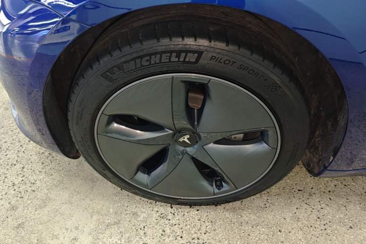 Used Tesla Model 3 2020 Standard Range Rear-Wheel Drive Upgraded Version Left Front Wheel Hub
