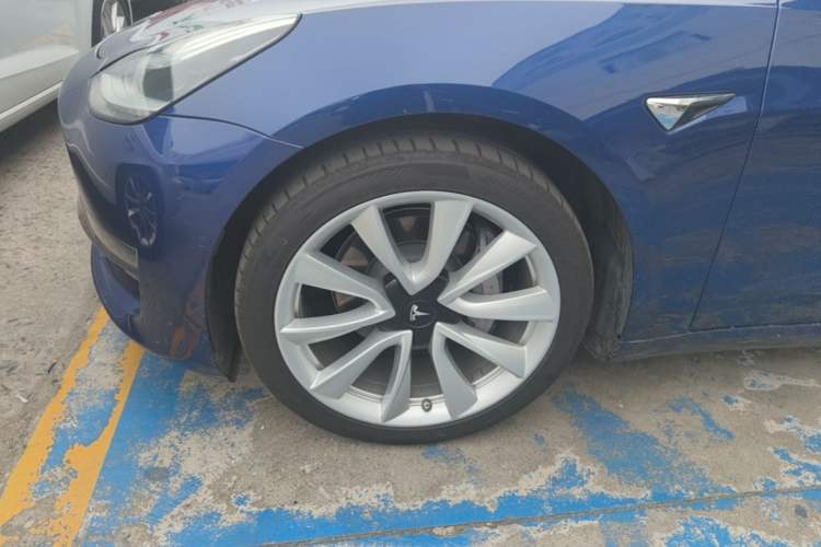 Used Tesla Model 3 2020 Refreshed Version Long-Range Rear-Wheel Drive Left Front Wheel Hub