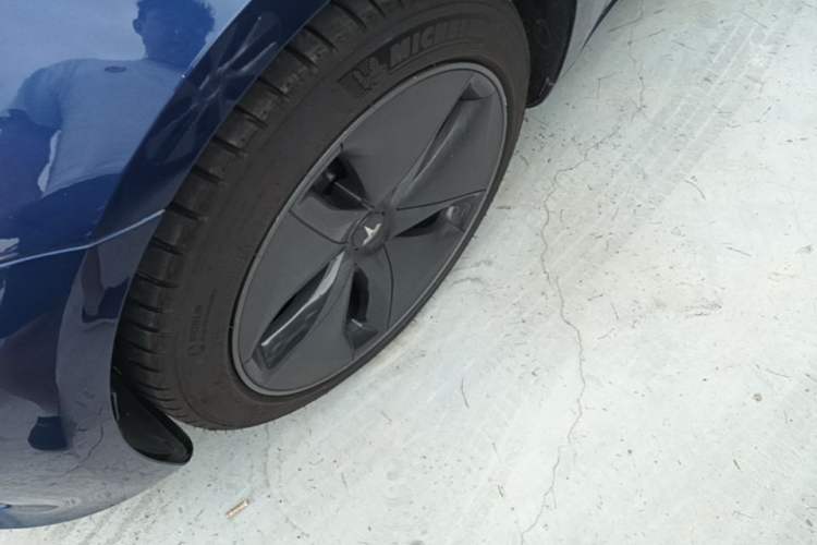 Used Tesla Model 3 2020 Refreshed Version Long-Range Rear-Wheel Drive Left Front Wheel Hub