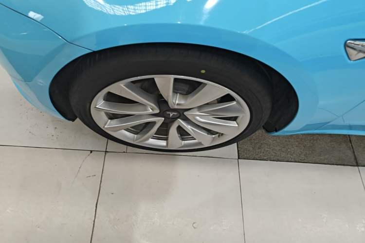 Used Tesla Model 3 2020 Refreshed Version Long-Range Rear-Wheel Drive Left Front Wheel Hub