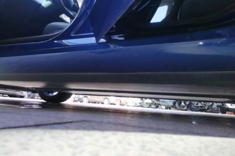 Used Tesla Model 3 2020 Standard Range Rear-Wheel Drive Upgraded Version Left Side Sill