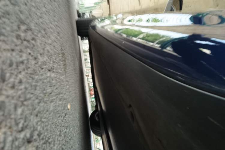 Used Tesla Model 3 2020 Standard Range Rear-Wheel Drive Upgraded Version Left Side Sill