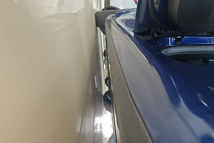 Used Tesla Model 3 2020 Standard Range Rear-Wheel Drive Upgraded Version Left Side Sill