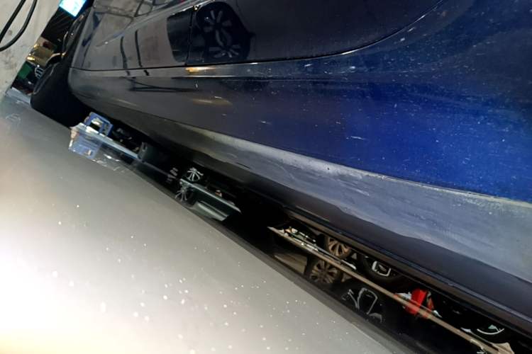 Used Tesla Model 3 2020 Refreshed Version Long-Range Rear-Wheel Drive Left Side Sill
