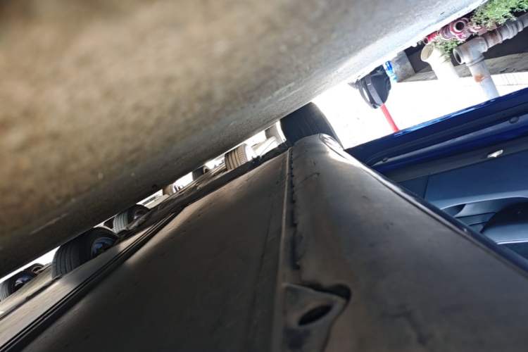 Used Tesla Model 3 2020 Revised Version Standard Range Rear-Wheel Drive – Upgraded Edition Left Side Sill