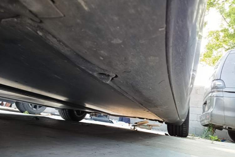 Used Tesla Model 3 2020 Refreshed Version Long-Range Rear-Wheel Drive Left Side Sill